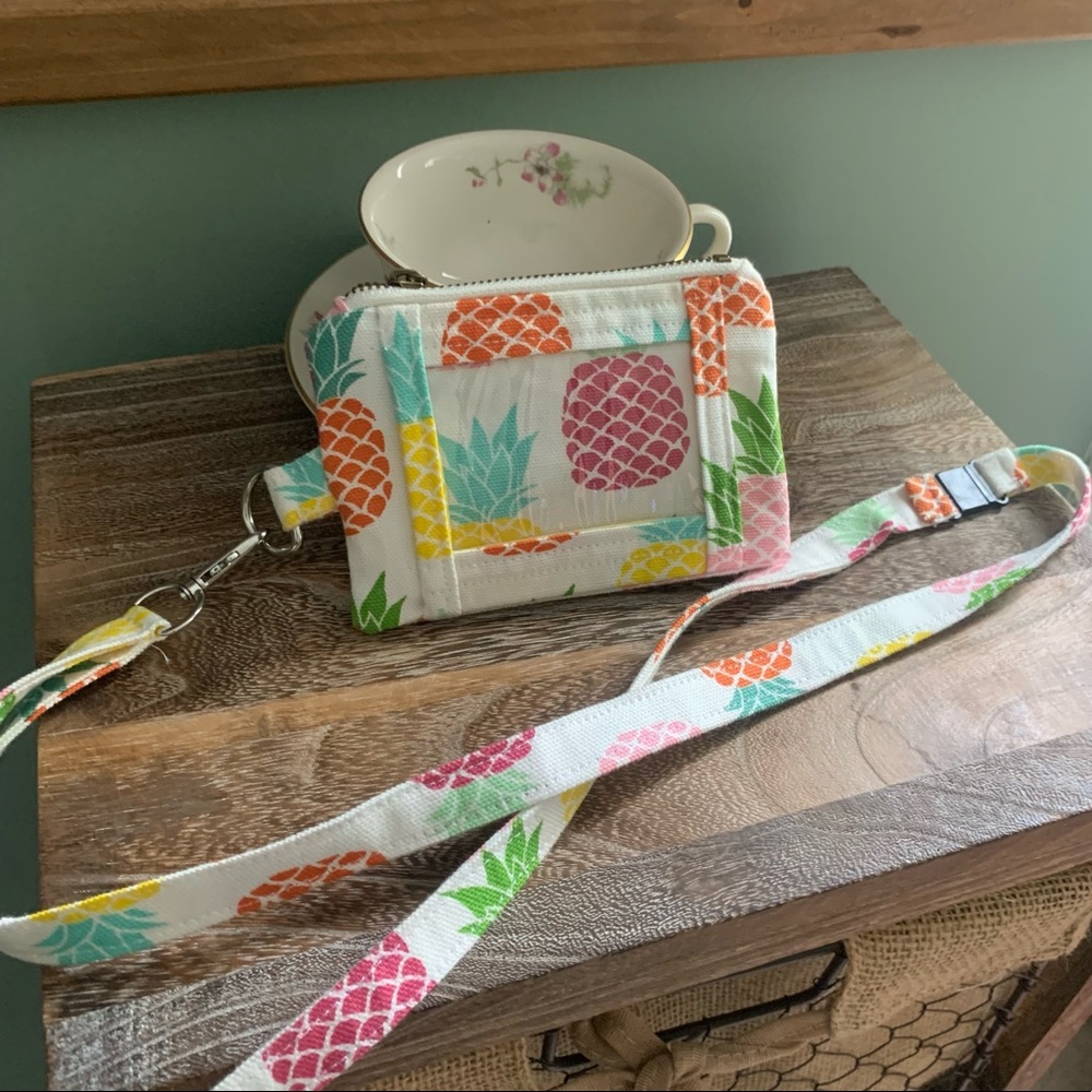 Pineapple ID Wallet with Breakaway Lanyard